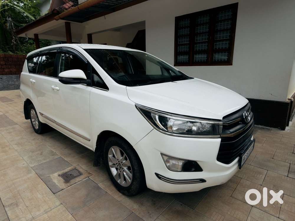 Toyota Innova Crysta 2.4 G MT, 2017, Diesel