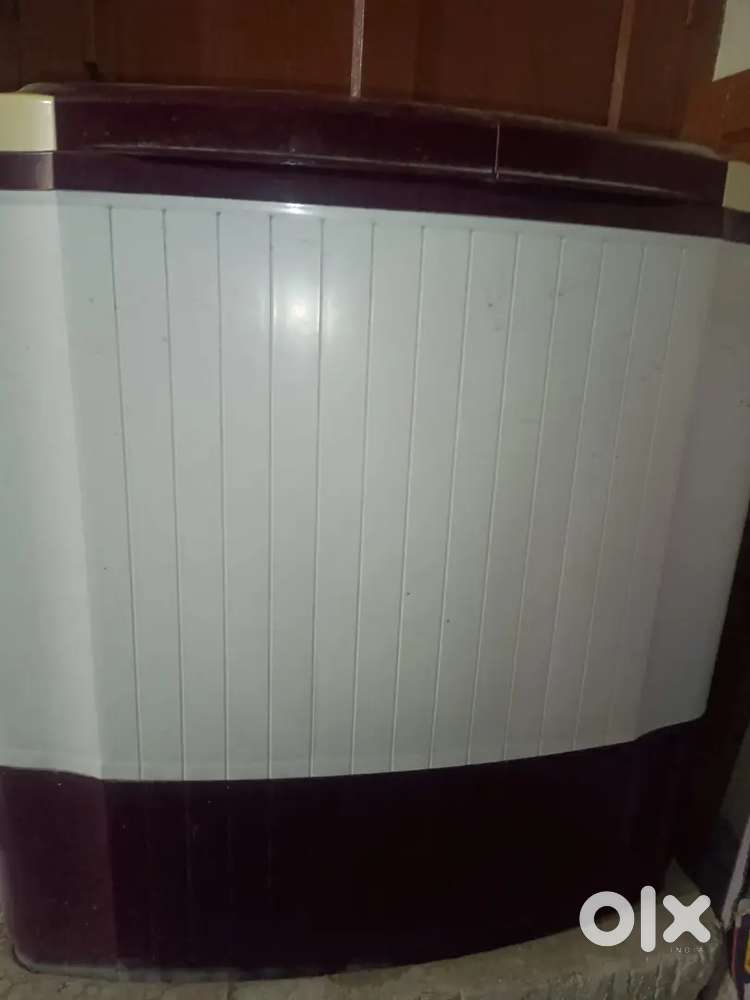 LG semi automatic Washing machine