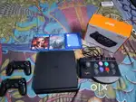 Ps4 slim 1tb & arcade new controller