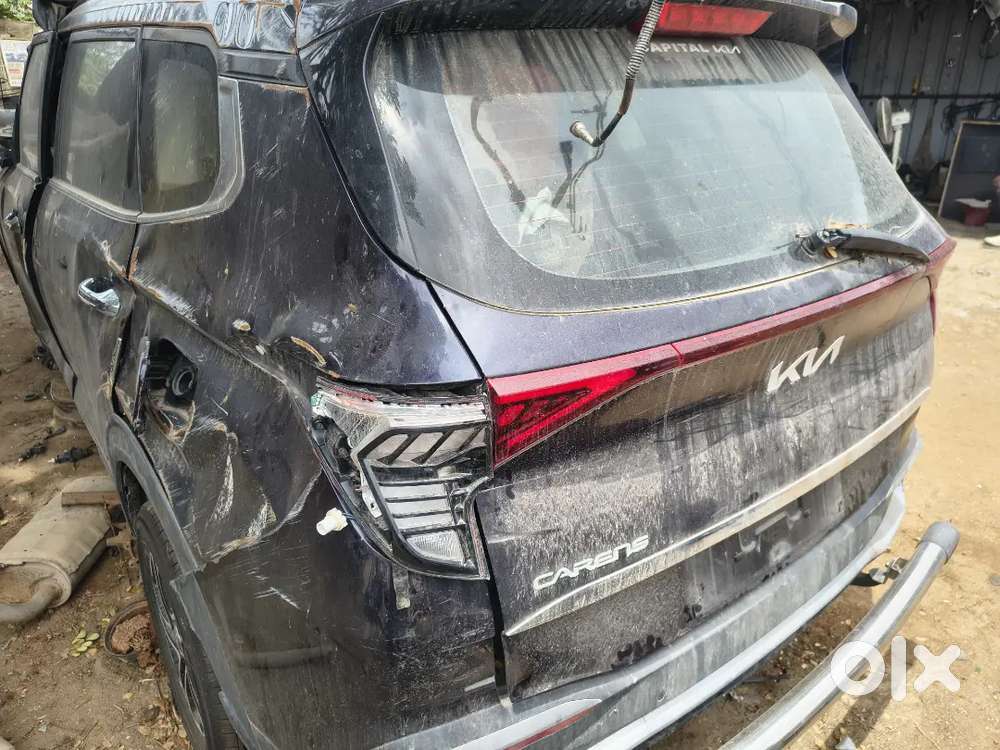 Kia carens
