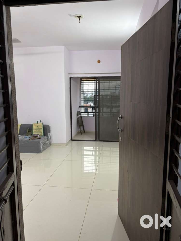 3BHK Garden facing flat for rent