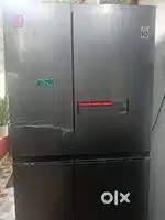 Selling Lg side by side freez