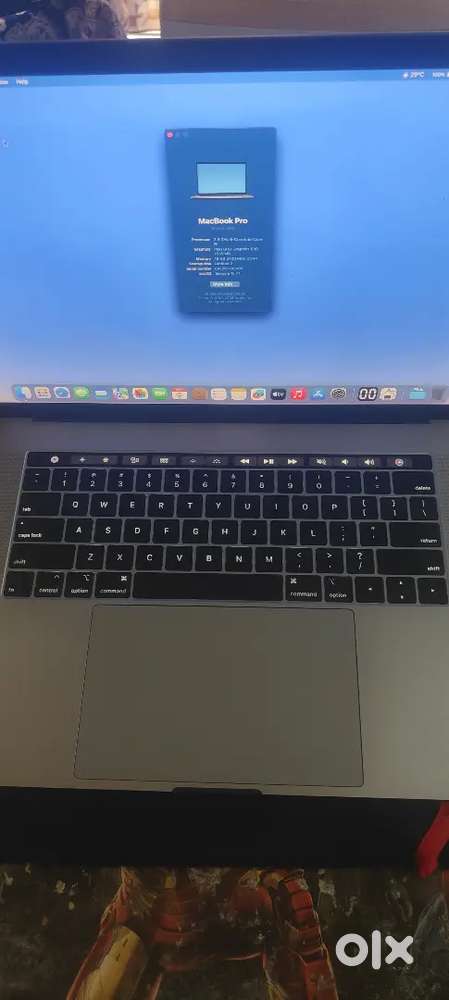 Apple macbook pro i9