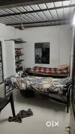 partner required for spacious room on roof top