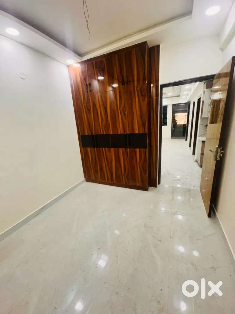 Good construction 2BHK flat ready to move good looking
