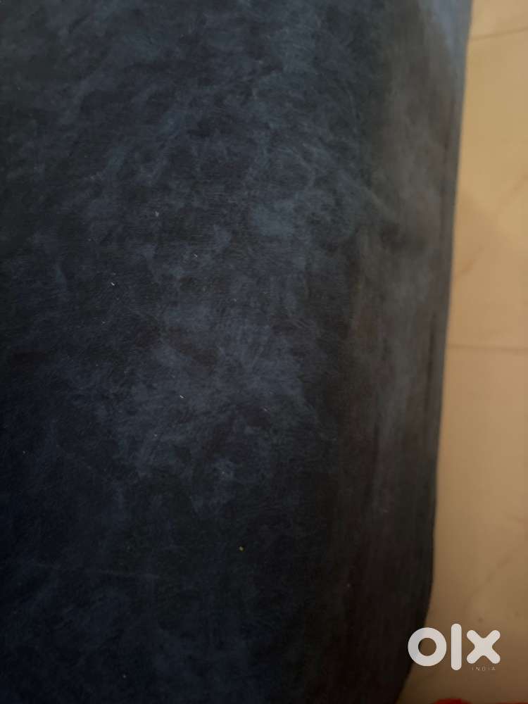 Sofa set blue colour