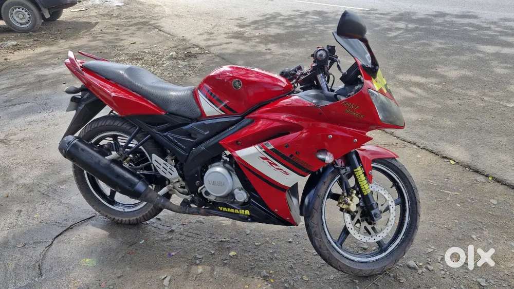 Yamaha R15