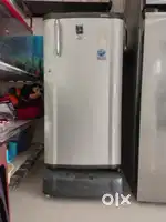 Whirlpool 4 star Single door fridge