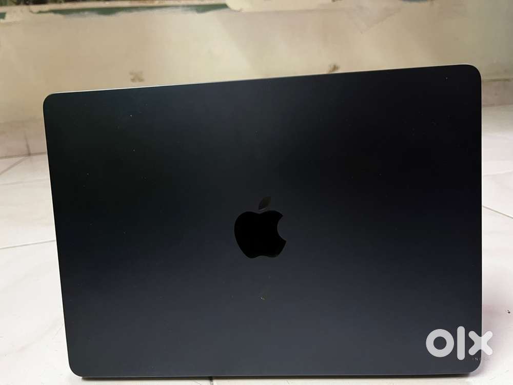 Mac book air M2 512GB excellent condition macbook