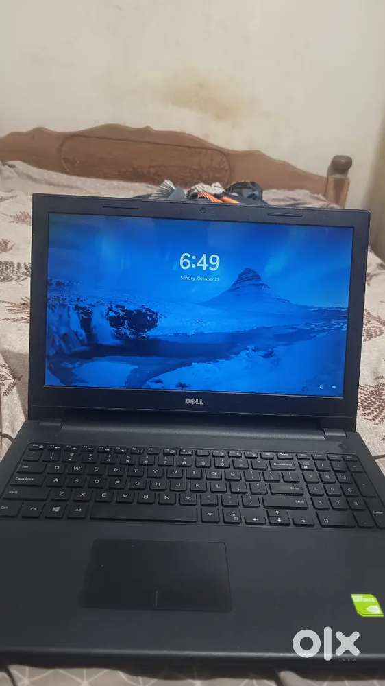 DELL INSPIRON 15