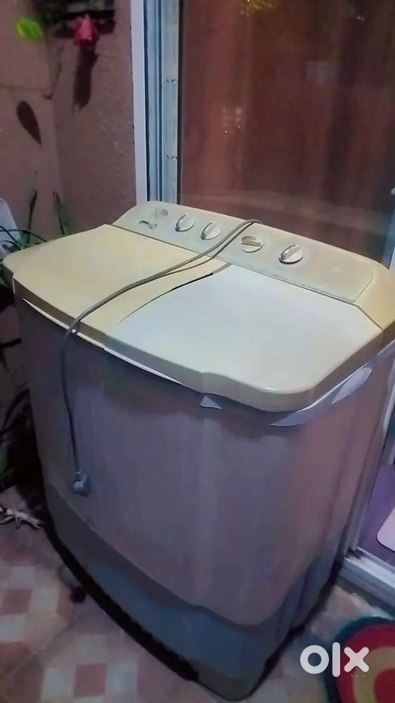 Semi washing machine