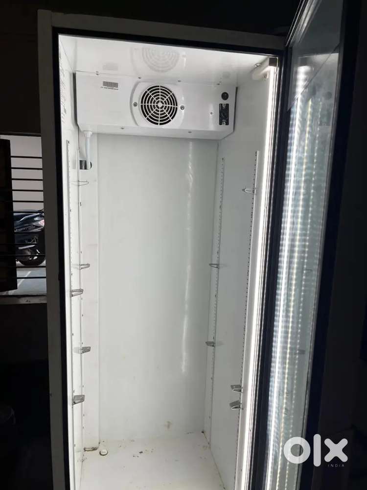 Cold drink Fridge