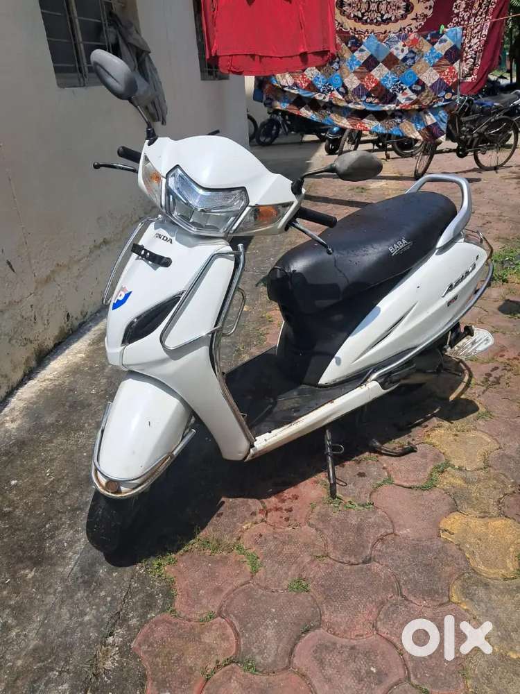 Activa 5 g 2019 model  12000 km cali h