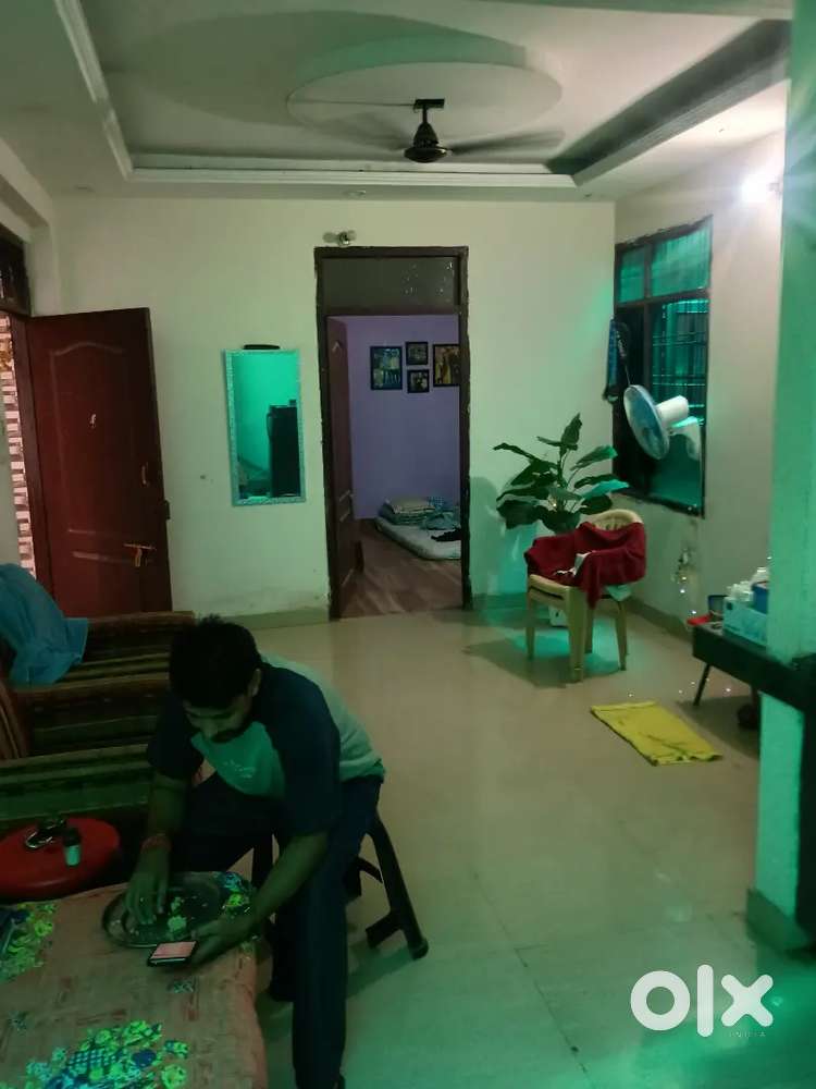 Flat available on rent