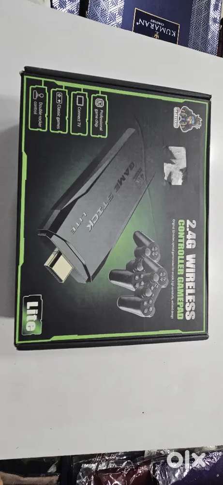 2.4G WIRELESS CONTROLLER GAMEPAD