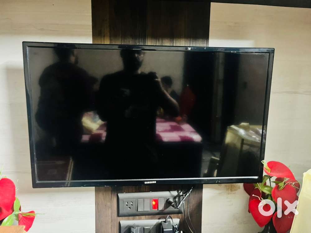 Samsung 32” True HD TV in great condition