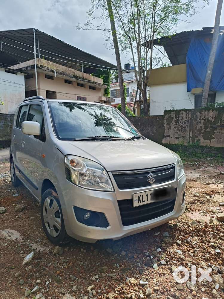 Well maintained AMT Wagon R 2017