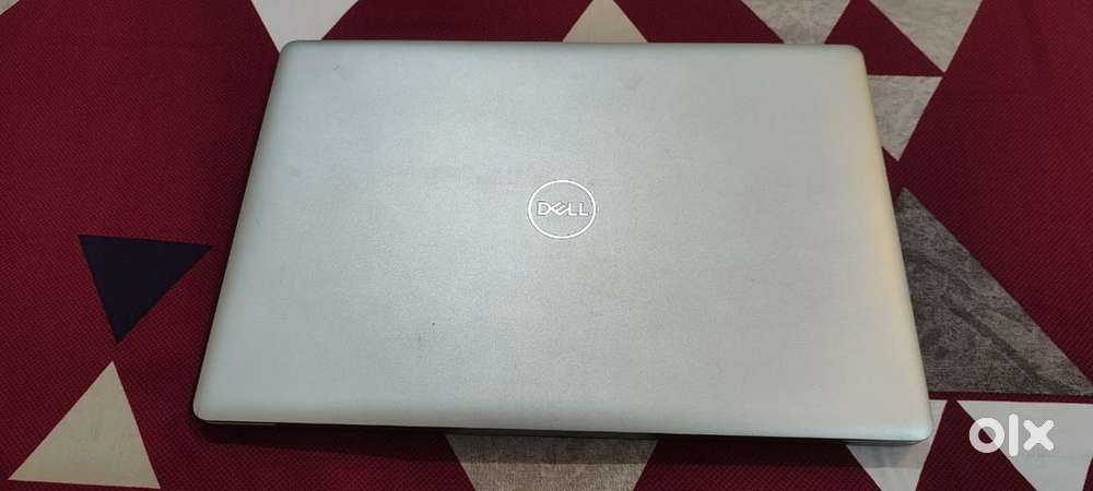 Dell Inspiron 15 3000 Laptop  Intel i3 7th gen, 8gb Ram, 1 TB HDD