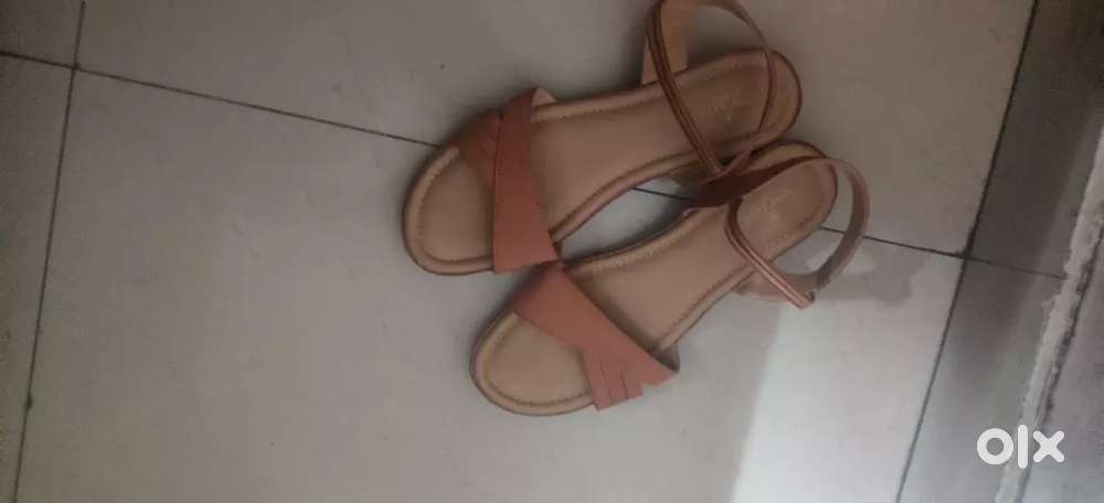 Women liberty sandals