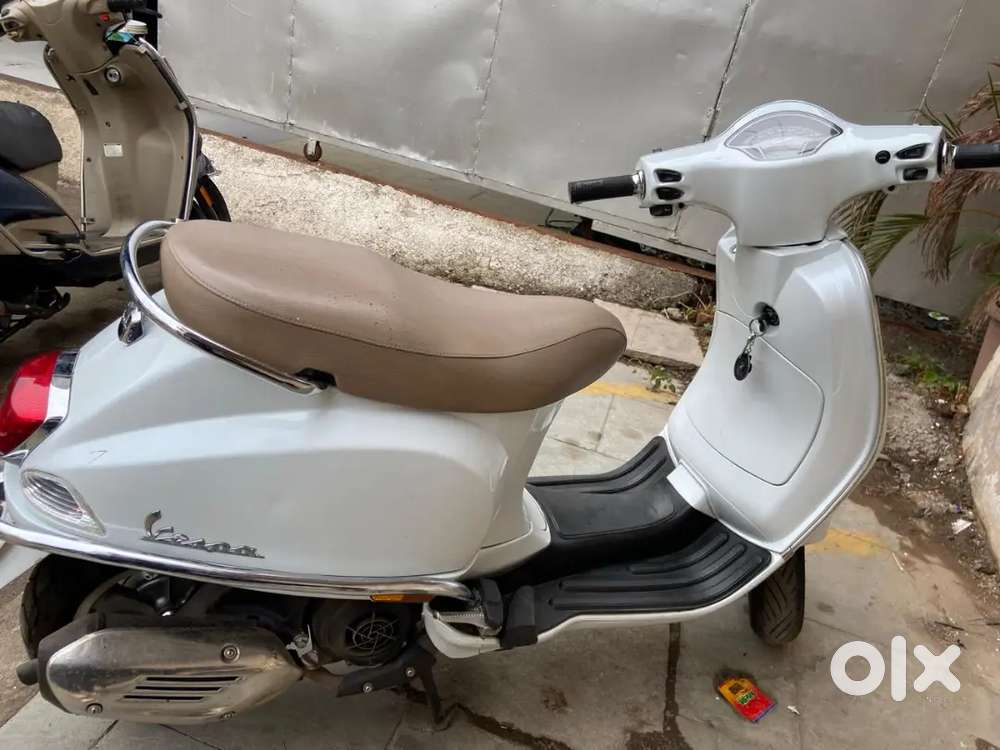 VESPA 125 take and drive