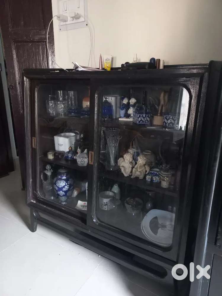 Display Cabinet ( Antique  )