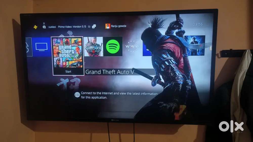 Ps 4 Slim 1tb with 1 controller+40 inch 1080p full hd tv+ with games