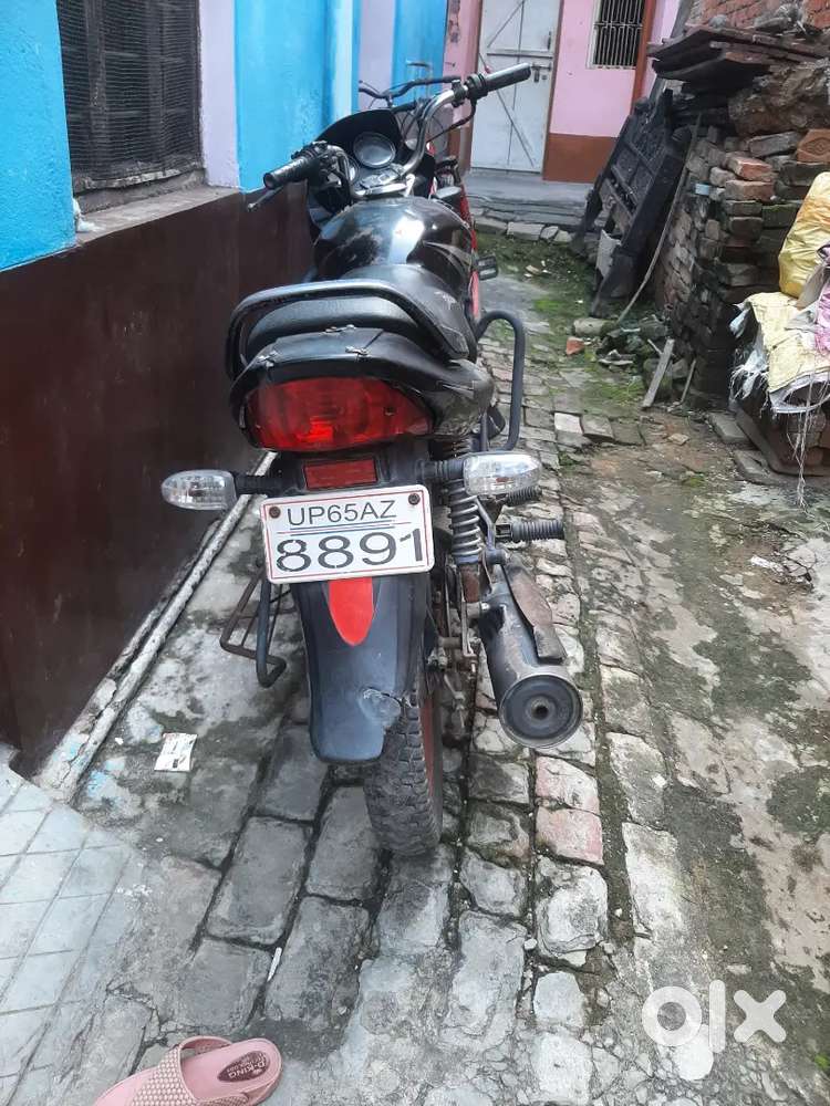 Gadi running condition me hai..New Gadi hai..esliye esko bech rha hun.