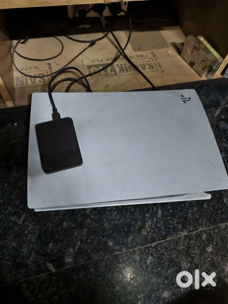 PS5 digital virson with full box