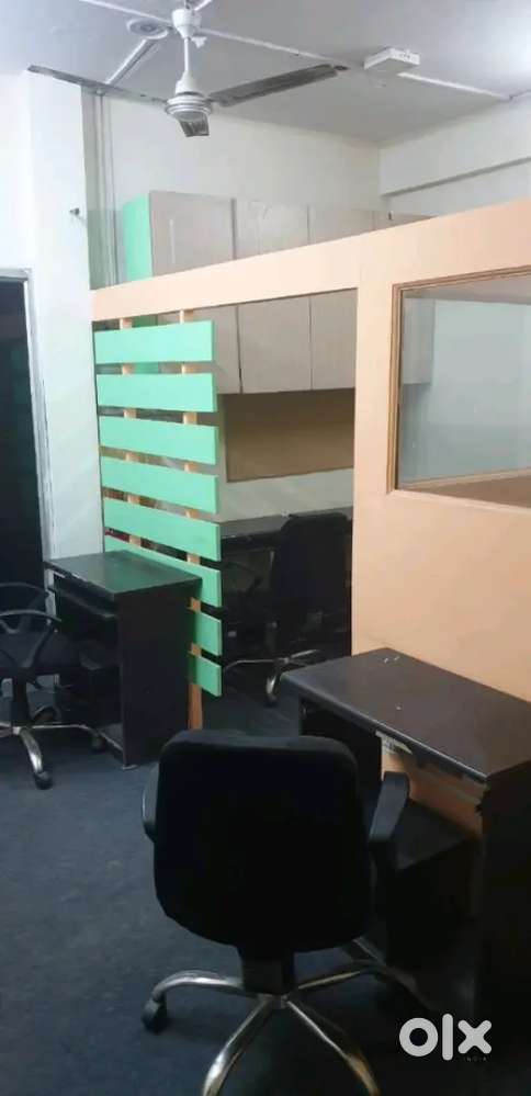 READY TO MOVE IN OFFICE AVAILABLE FOR RENT