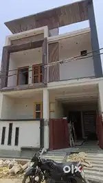 (GANGA NAGAR NEAR IIMT) 160 GAZ NEW VILLA ONLY IN 1.65 CRORE
