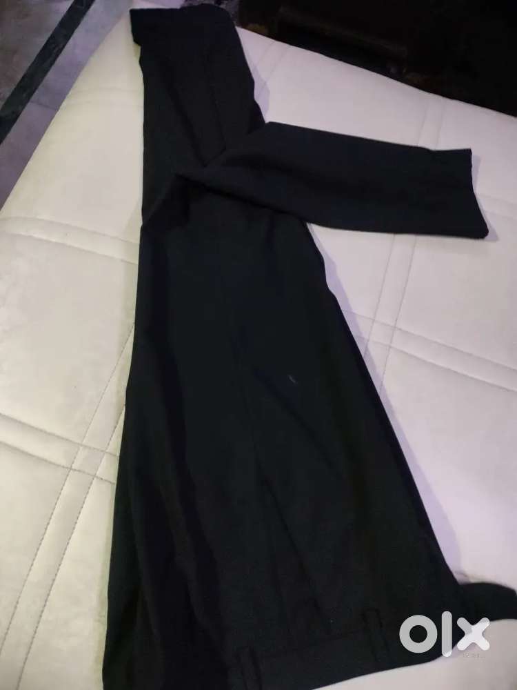 Black formal pant