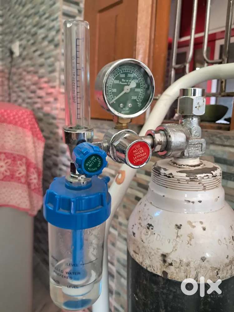 Oxygen Cylinder