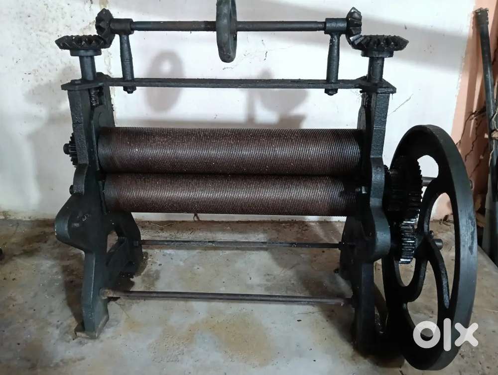 Rubber sheeting Machine