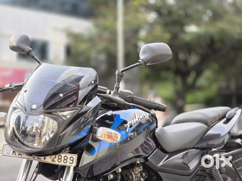 BAJAJ PULSAR 150 ABS DOUBLE DISC SINGLE OWNER IN PRISTINE CONDITION