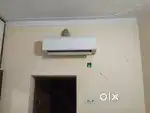1 ROOM IN A 4BHK FLAT