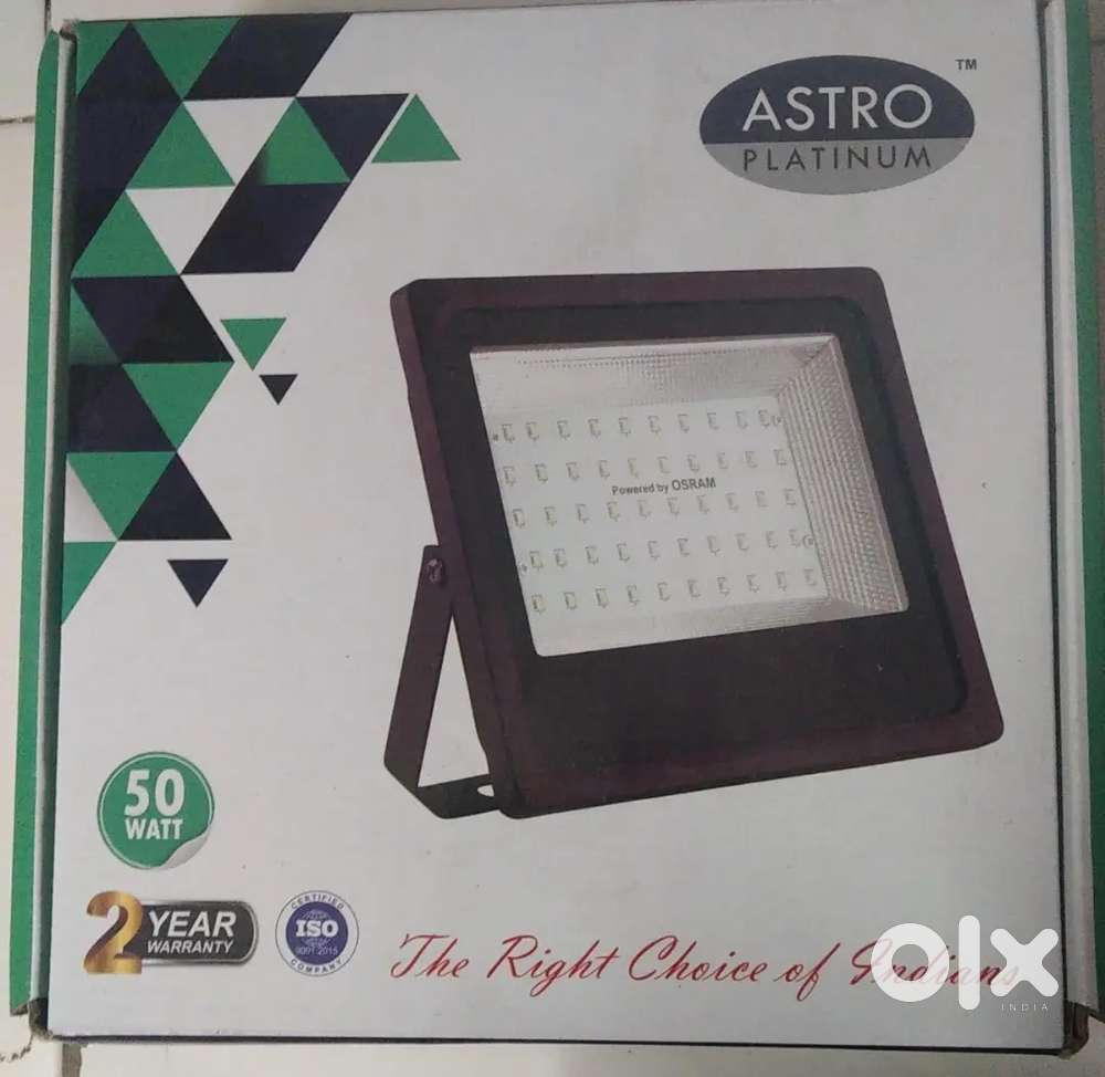 FLOOD LIGHTS AND PANELS