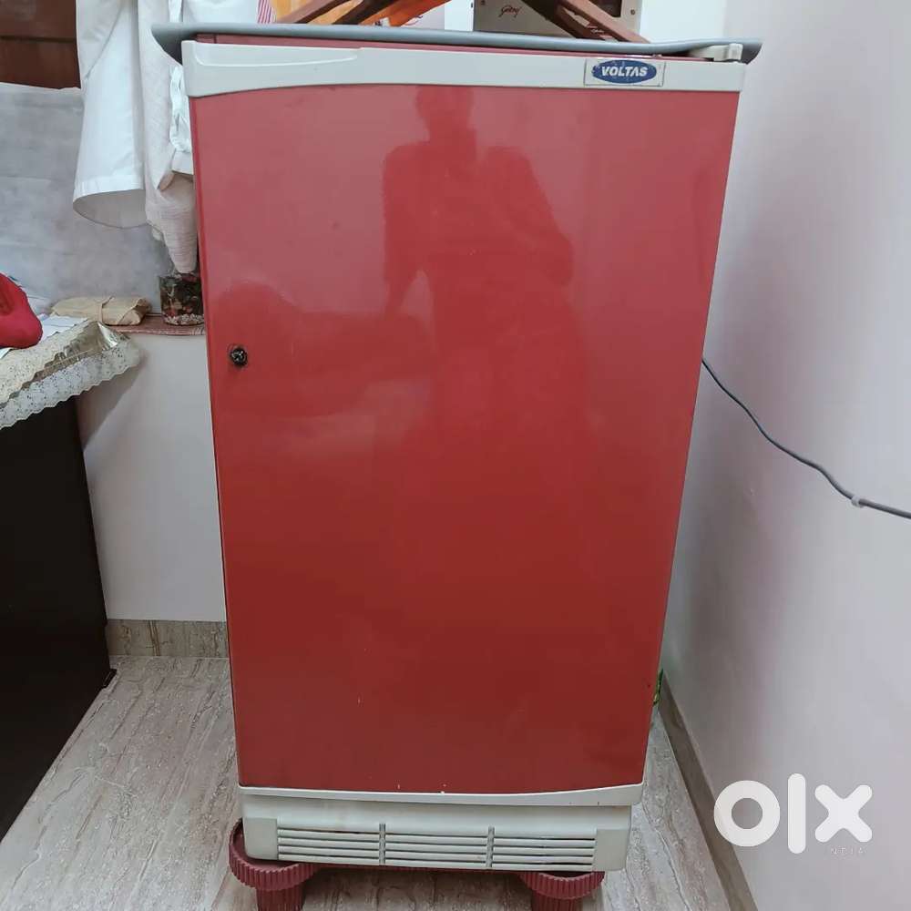Refrigrator (175 litres)