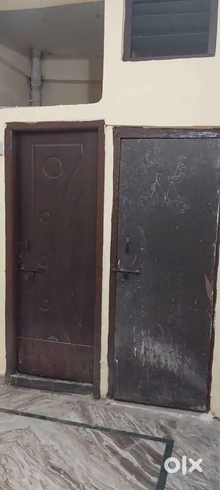 Penthouse on Rent in King Colony Shastripuram