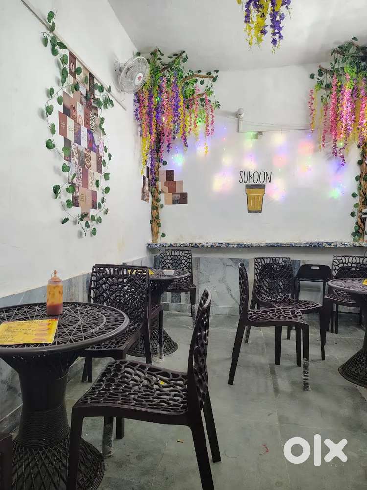 Need a helper for cafe