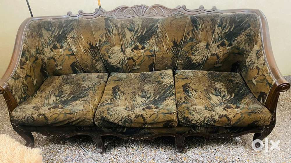 Excellent condition sofa set