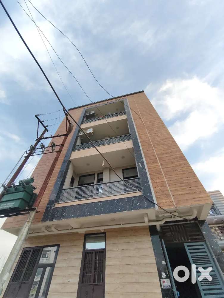 1 BHK Flat DLF Ankur vihar ghaziabad
