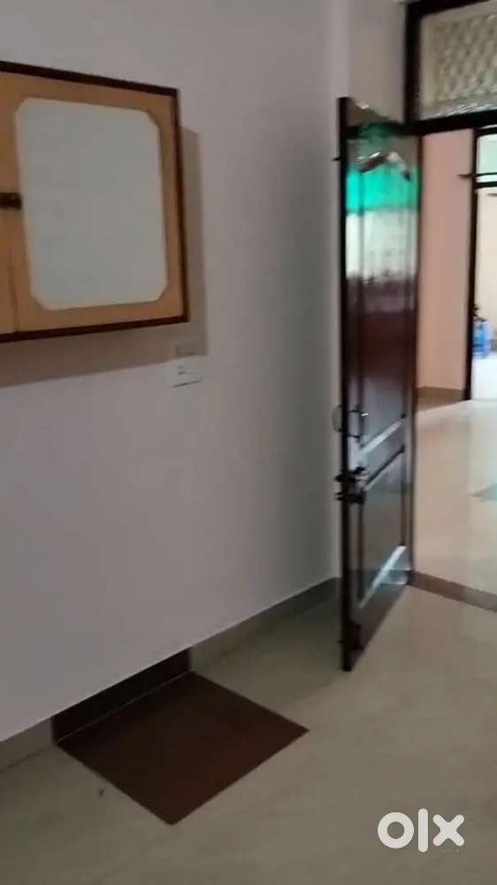 3bhk Flat, Park facing in H-block, Shastri Nagar