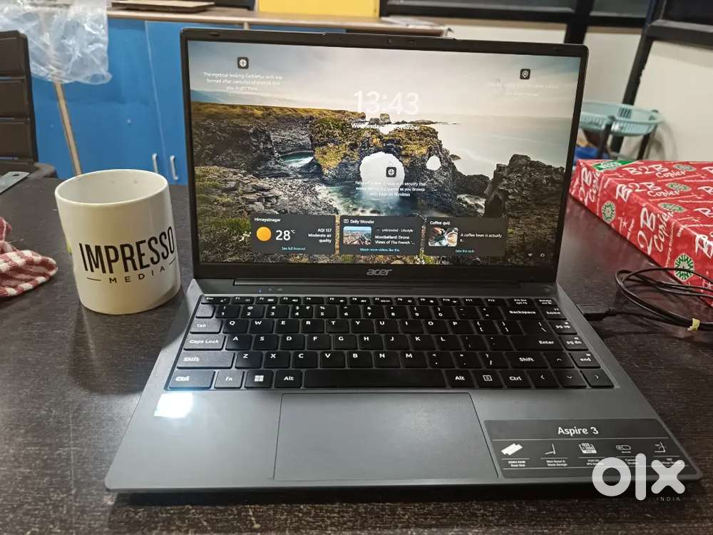I'm selling my laptop acer aspire A324-51