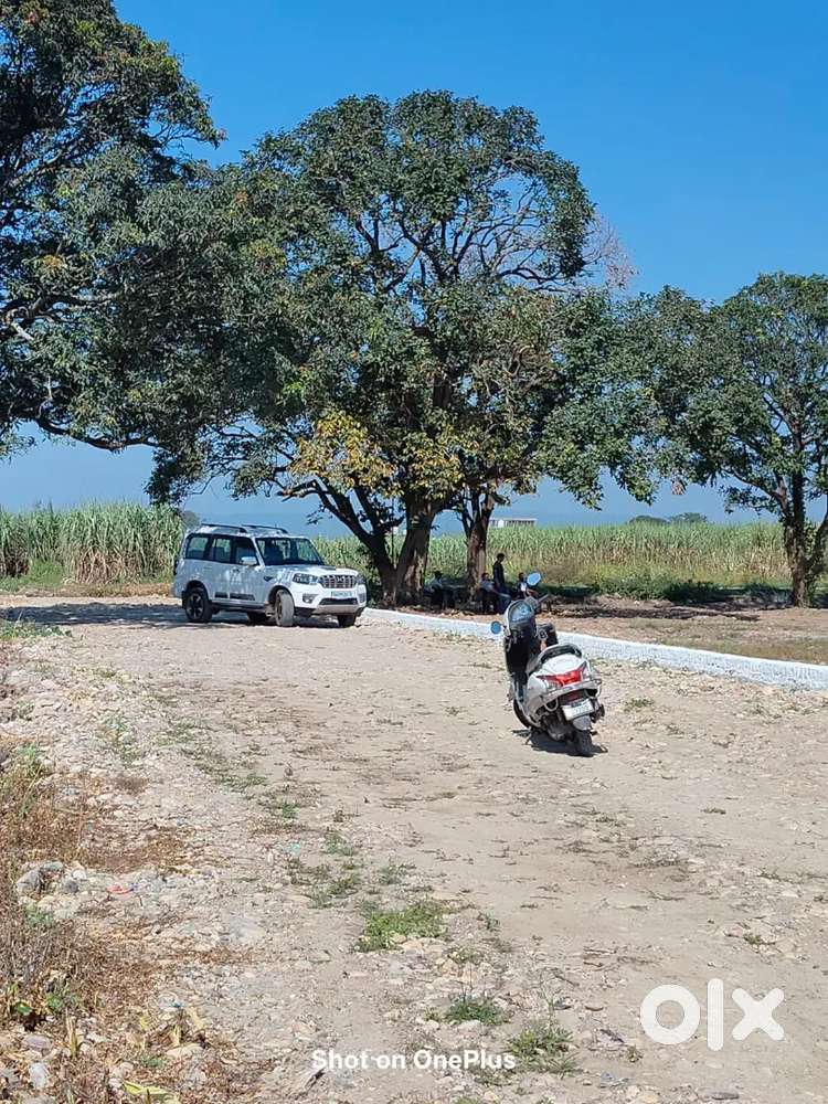 22 feet double Side Road Plot for Sale near Gurudwara Kheri Doiwala