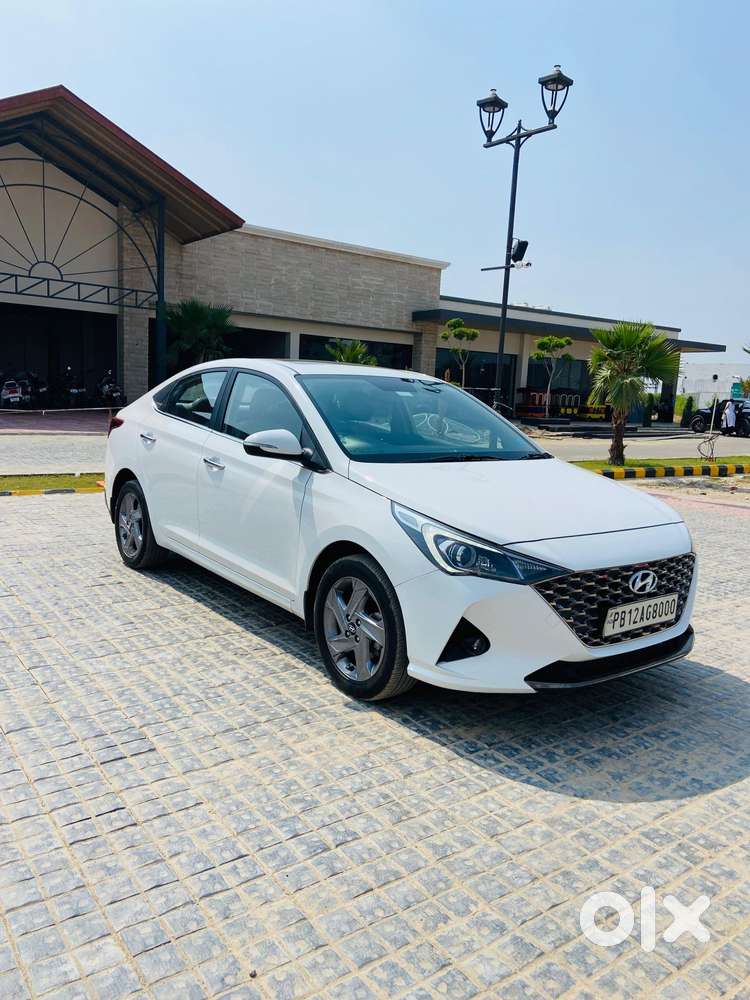 Hyundai Fluidic Verna 1.6 CRDi SX Automatic, 2022, Diesel