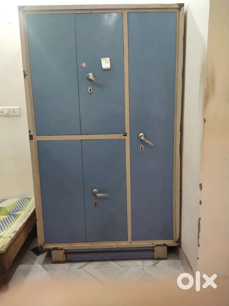 Almari on sell