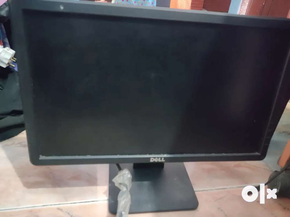 A dell monitor with Vguard UPS, Keyboard, inbuilt dell speakers&Mouse
