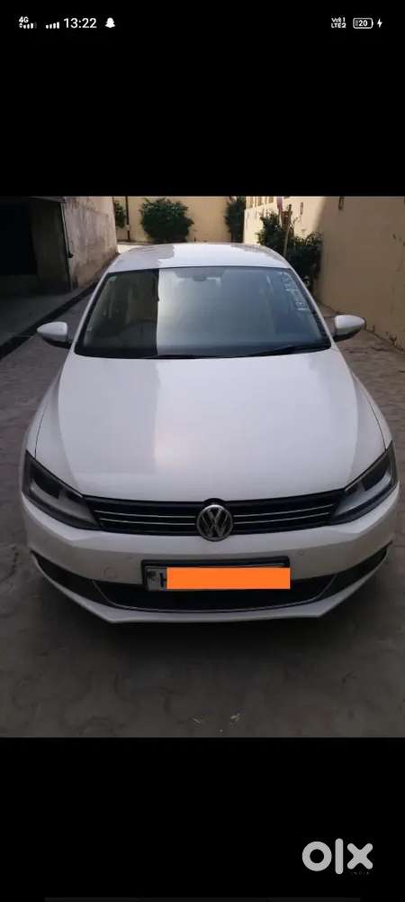 Mujhe comrcial gadi chiye ev theke pr