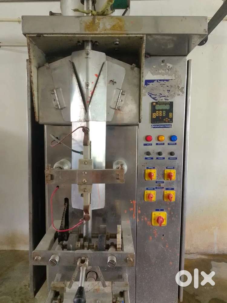Milk packing machine