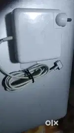 Original macbook charger used